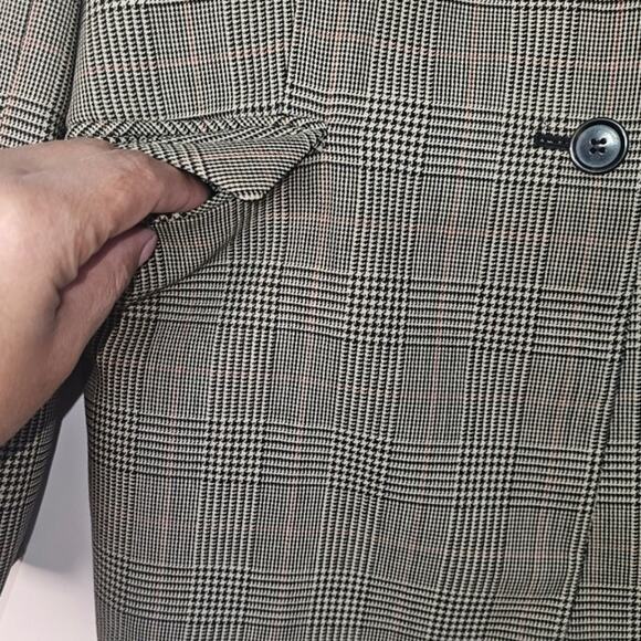 Ann Taylor Women's Plaid Blazer Jacket 3 button closure Wool Brown Size 10 - Picture 6 of 8